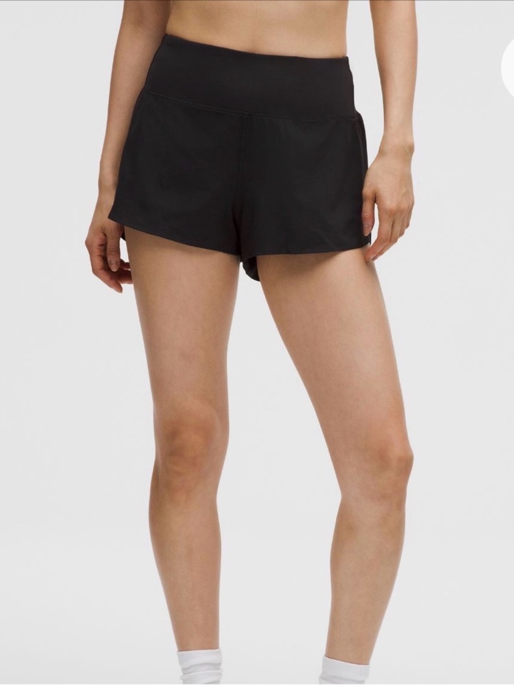 Lululemon Women's Black Active Shorts- speed up size 8